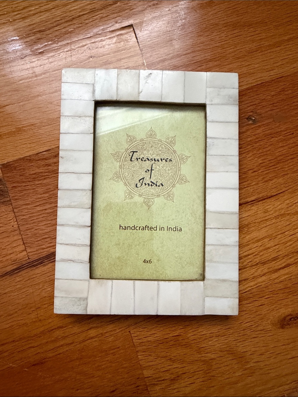 Handcrafted White Marble 4x6 Photo Frame